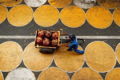 LPG Price in India: Cooking Gas Cylinder Price Increases in Delhi by Rs 50; Check Out the Rates in Other Cities