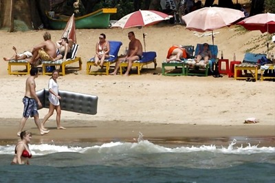 Russian Teenagers Found Partying on Ashwem Beach in Goa, Detained