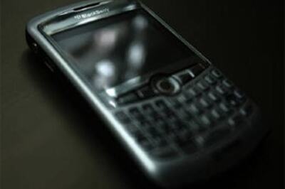 BlackBerry with celeb numbers sold online
