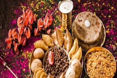 Holi 2022: Binge on These Healthy Snacks on This Festival of Colour