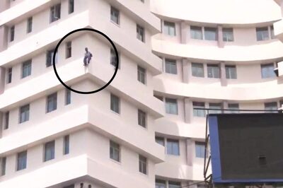 Kolkata Patient Climbs to Edge of Cornice on 7th Floor of Hospital, Seriously Injured after Falling Down