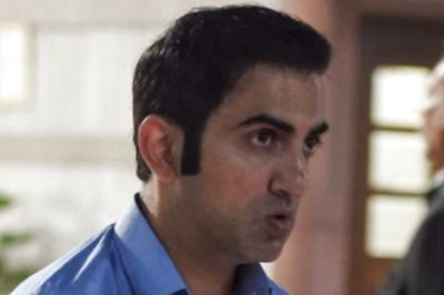 ‘Why so Serious?’: Fans Unhappy With Gautam Gambhir’s Reaction in Final Overs of India-Pakistan Clash