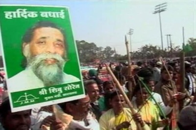 Hemant quits, offers his seat to Shibu Soren