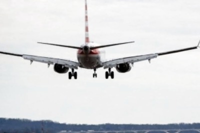 Pakistan Government Bans Non-Vaccinated Passengers on Domestic Flights