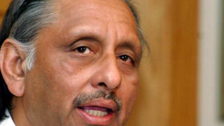 Congress Distances Itself From Aiyar-Mirwaiz Meeting