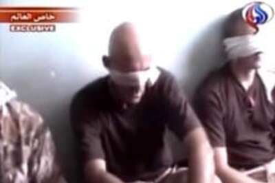 EU calls for release of British sailors