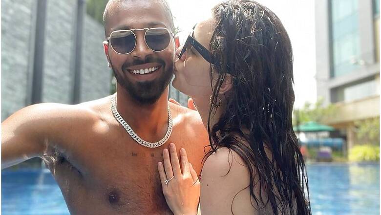 Natasa Stankovic Kisses Her 'Sunshine' Hardik Pandya in the Pool, Shares Photo