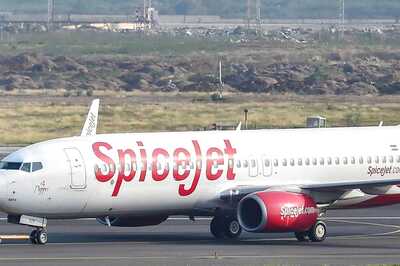 SpiceJet Raises its Captains’ Salaries to Rs 7 Lakh Per Month From November; Know Details