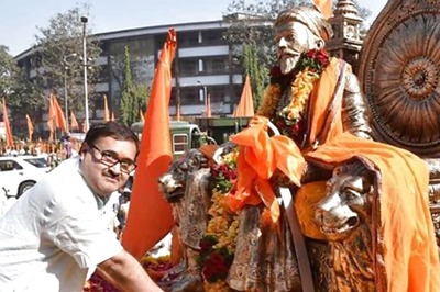 Maharashtra Minister Accused of Rs 800 Crore 'Slum Rehabilitation Scam'