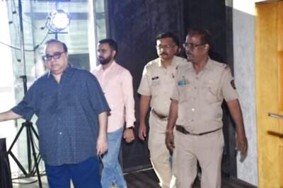 Protestors Disrupt Press Conference of Rajkumar Santoshi’s Gandhi Godse: Ek Yudh