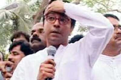 2,500 Sena men join Raj's camp