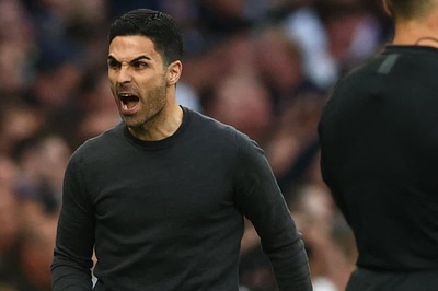 'Totally Fake News...I'm Really Upset': Mikel Arteta Claps Back At Barcelona Managerial Rumours
