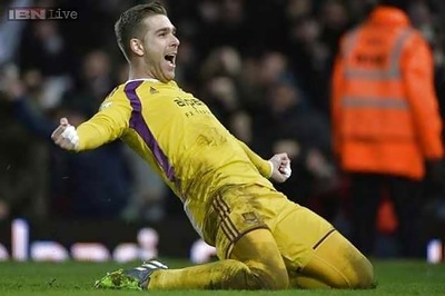 Keeper Adrian the West Ham hero in Cup thriller