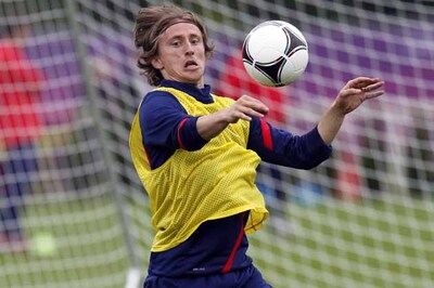 Spurs agree to sell Modric to Real Madrid