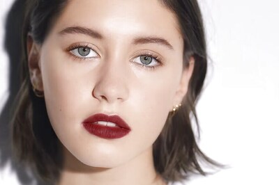 Jude Law-Sadie Frost's Daughter Iris Law Revealed as Face of Burberry Beauty