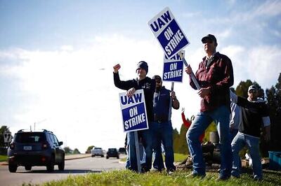 Contract Talks Resume Between Deere And Its Striking Workers