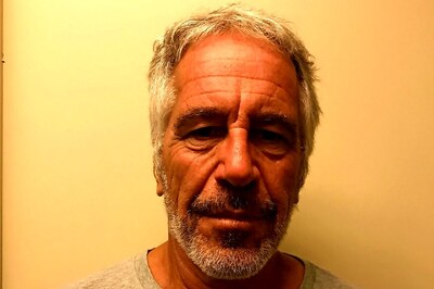 'Slept, Surfed the Internet': Two Jail Guards Charged with Cover-up in Jeffrey Epstein Suicide Case