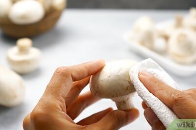 How to Clean Button Mushrooms