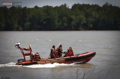 32 missing as boat sinks off Malaysia; 60 survive