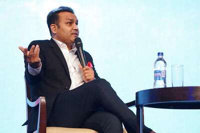 Virender Sehwag Supports '10 Hafte 10 Baje 10 Minute' Campaign; Arvind Kejriwal Thanks Him