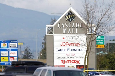Police Capture Gunman in US Mall shooting That Killed 5