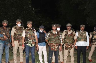 Wanted Criminal Mukesh Thakur Shot Dead by Agra Police in an Encounter