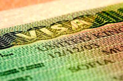 UK Launches Review of Monthly Visa Cap to Ease Entry for Professionals