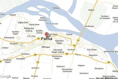 Senior Bihar Police officer removes yellow beacon, opts for blue instead