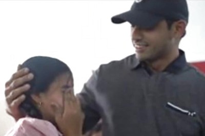 Neeraj Chopra Surprises Aspiring Athletes at School: Student in Tears on Meeting 'Idol'