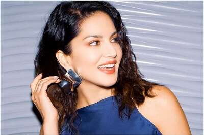 Happy Birthday Sunny Leone: 5 Trendy Dance Numbers of Bollywood’s 'Baby Doll'