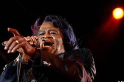 Legendary singer James Brown dies