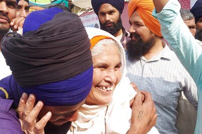 Mix of Relief and Caution at Singhu Border as Farmers Say ‘No Question of Leaving’ Before Parliament Action