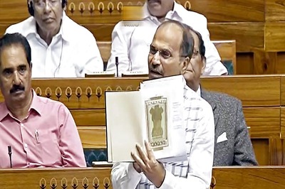 Oppn Members in Par Panel Say Criminal Bills Largely 'copy and Paste' of Existing Laws, Opposes Hindi Names