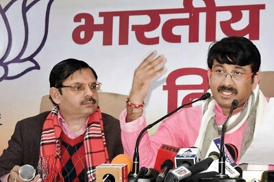 BJP's Manoj Tiwari Terms Kejriwal Govt as 'Insensitive, Inactive and Disappointing'