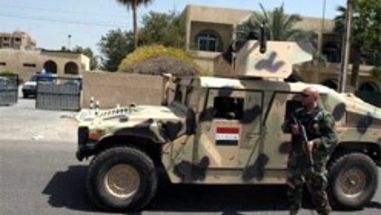 US, Iraqi forces detain minister in raid