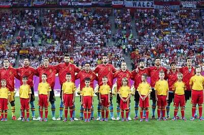 Spain want to end winless record against France