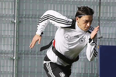 Stage set for Ozil, Fellaini, Willian to start new EPL jobs