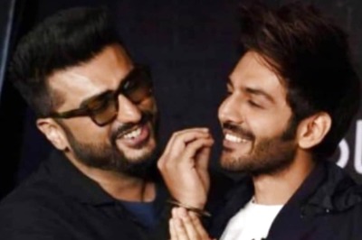‘Saviour’ Kartik Aaryan ‘Passes On the Torch’ To Arjun Kapoor for Ek Villain Returns; See Post
