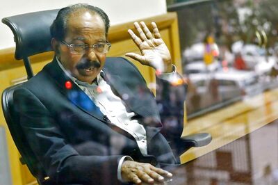 'Not Warranted': Former Union Law Minister Moily Displeased With SC Punishing Prashant Bhushan