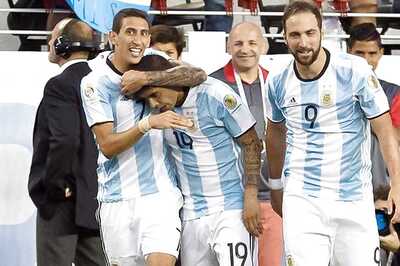 No Messi, No Problem as Argentina Down Chile