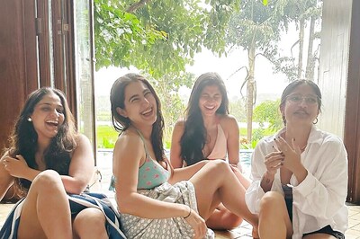 Sara Ali Khan And Friends Are Here To Give Major Vacation Goals