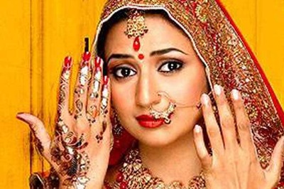 Divyanka Tripathi's personal items damaged on show set