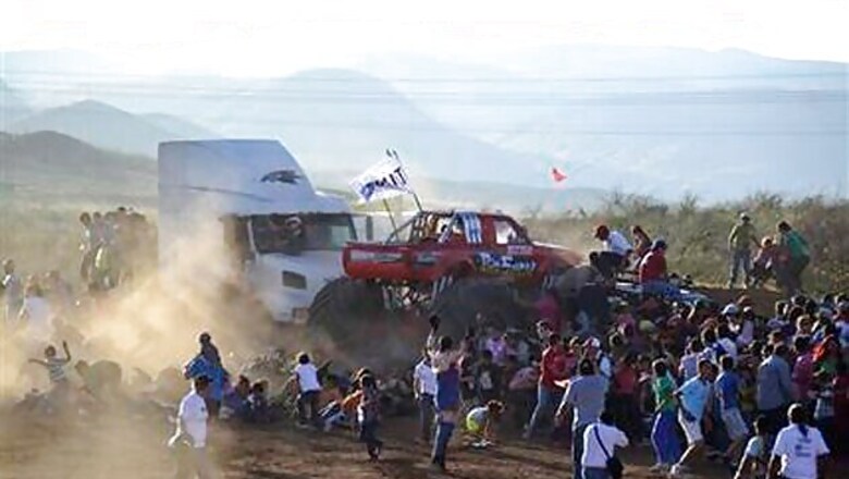 Speeding Mexican monster truck kills 8, hurts dozens; driver detained