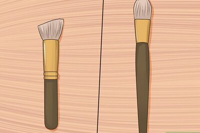 How to Choose Makeup Brushes