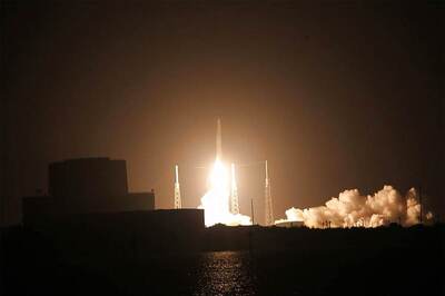 SpaceX Successfully Launches Cargo Ship With 'Parking Spot' in Space