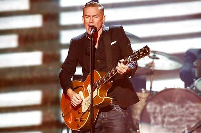 Bryan Adams' Album Ultimate to Release in November