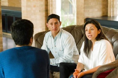 Can Parent Counselling Help You? Here's Everything You Need to Know