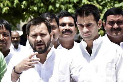 Tej Pratap, Tejashwi Celebrate Lalu Yadav's Birthday Amid Rumours of Rift