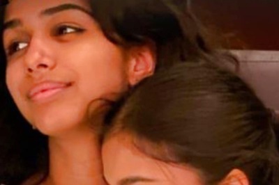 Suhana Khan Hugs Friend in a New Adorable Photo, Take a Look