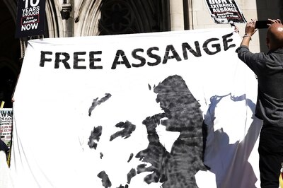 WikiLeaks Founder Julian Assange Wins First Stage in Effort to Appeal US Extradition